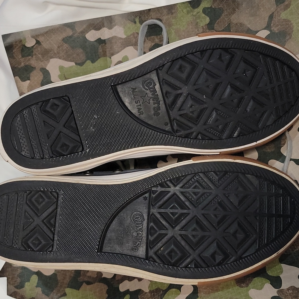 Converse size 4 - Picture 4 of 7